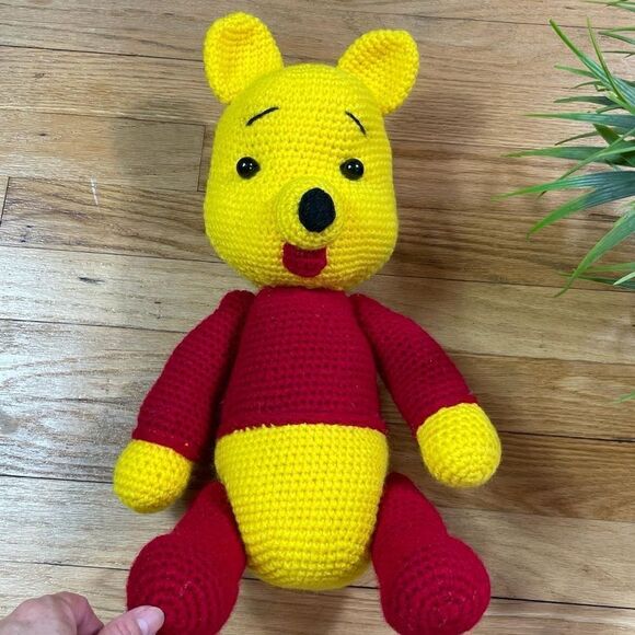 HANDMADE  Crochet  Winnie the Pooh - Picture 1 of 6